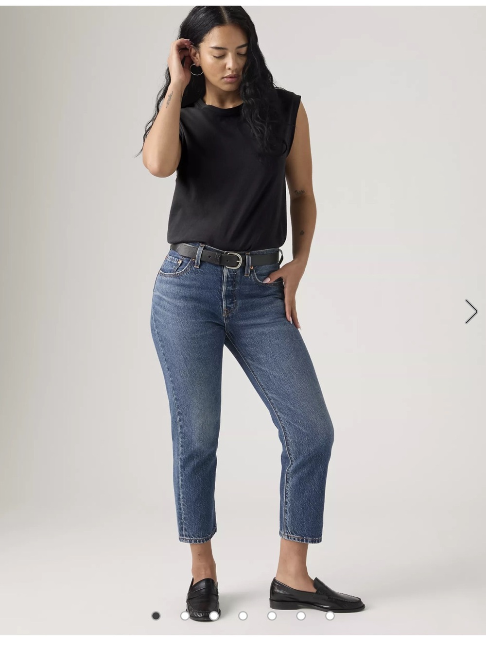 Levi's Women's Medium Blue Cropped High-Rise Jeans